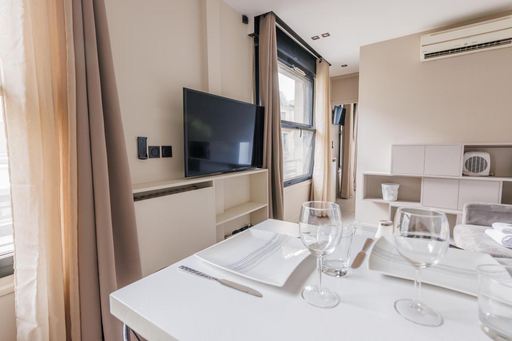 Cmg Residence Saint Lazare Paris Bagian luar foto